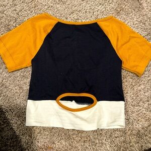 Kohls- Crop Top